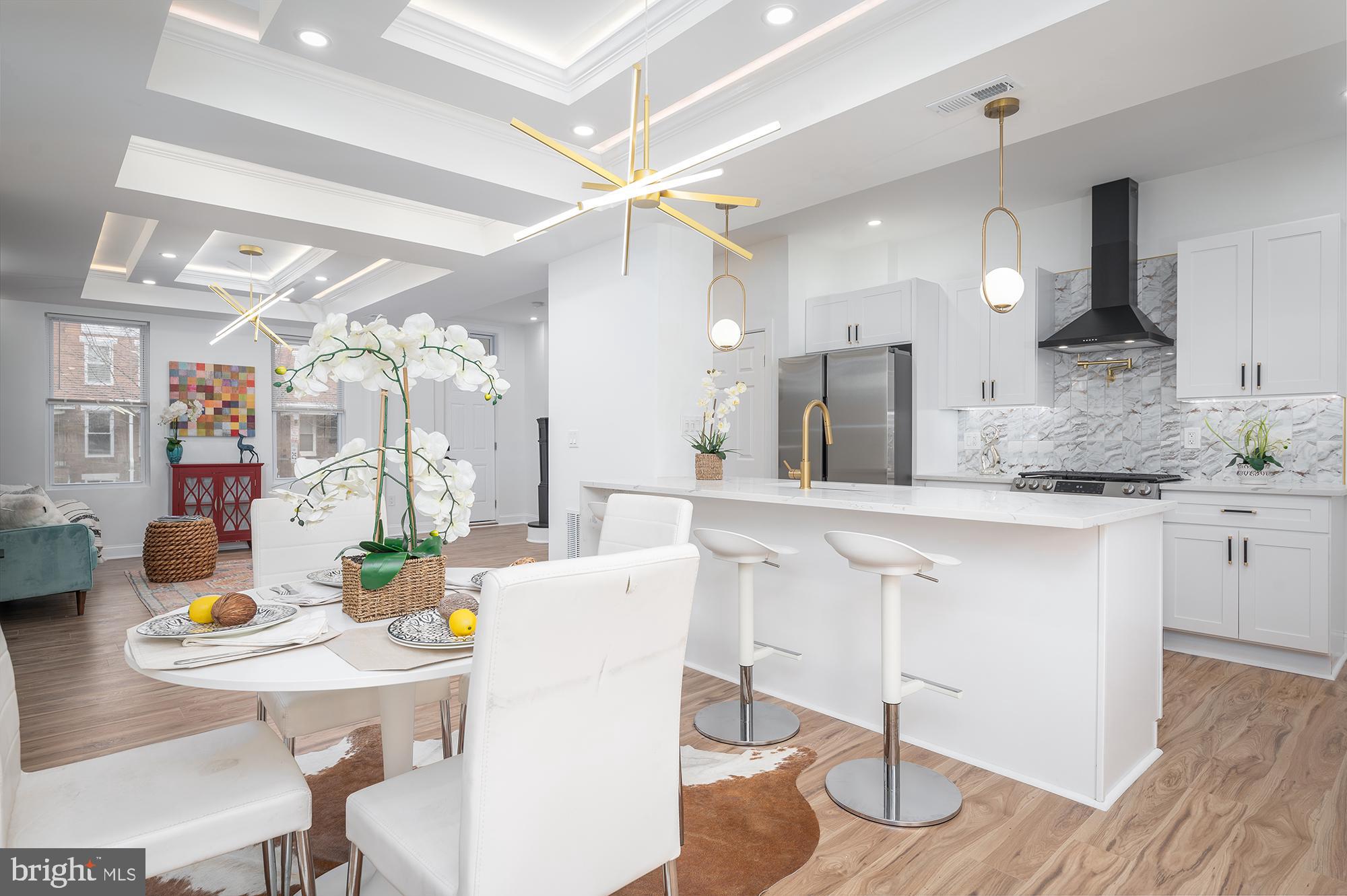 MONTEBELLO - Residential