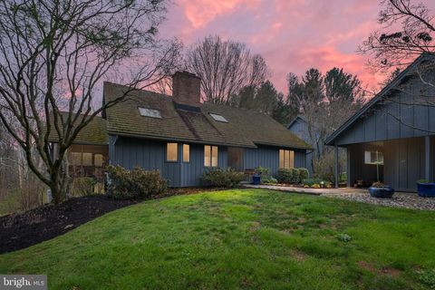 47 CLIFTON DRIVE KENNETT SQUARE PA 19348