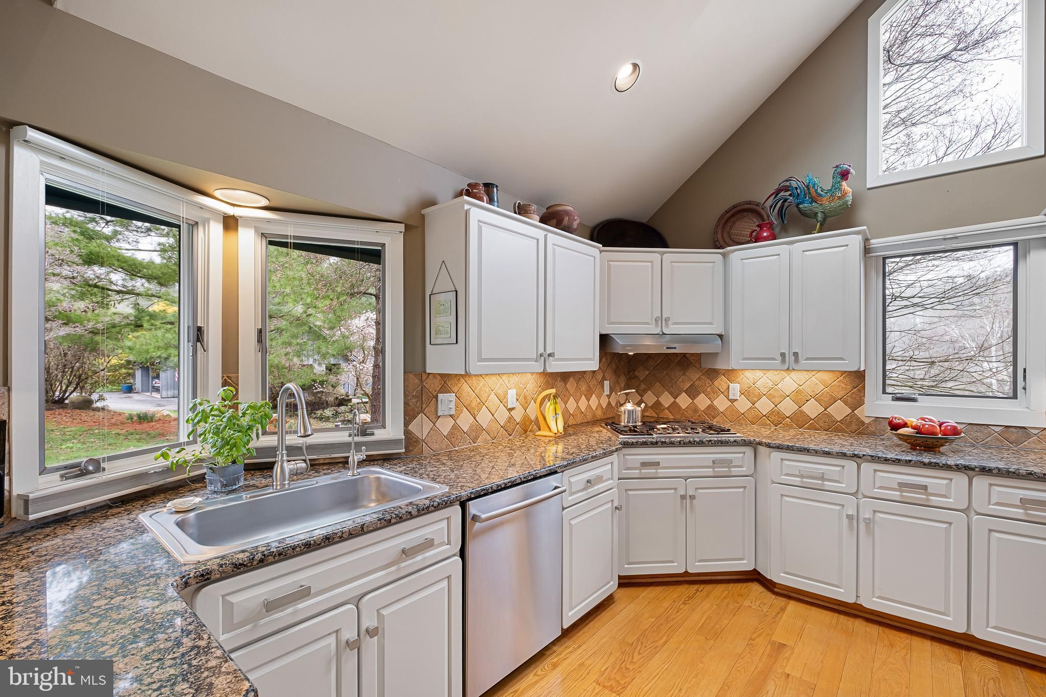 SOUTHRIDGE - Residential