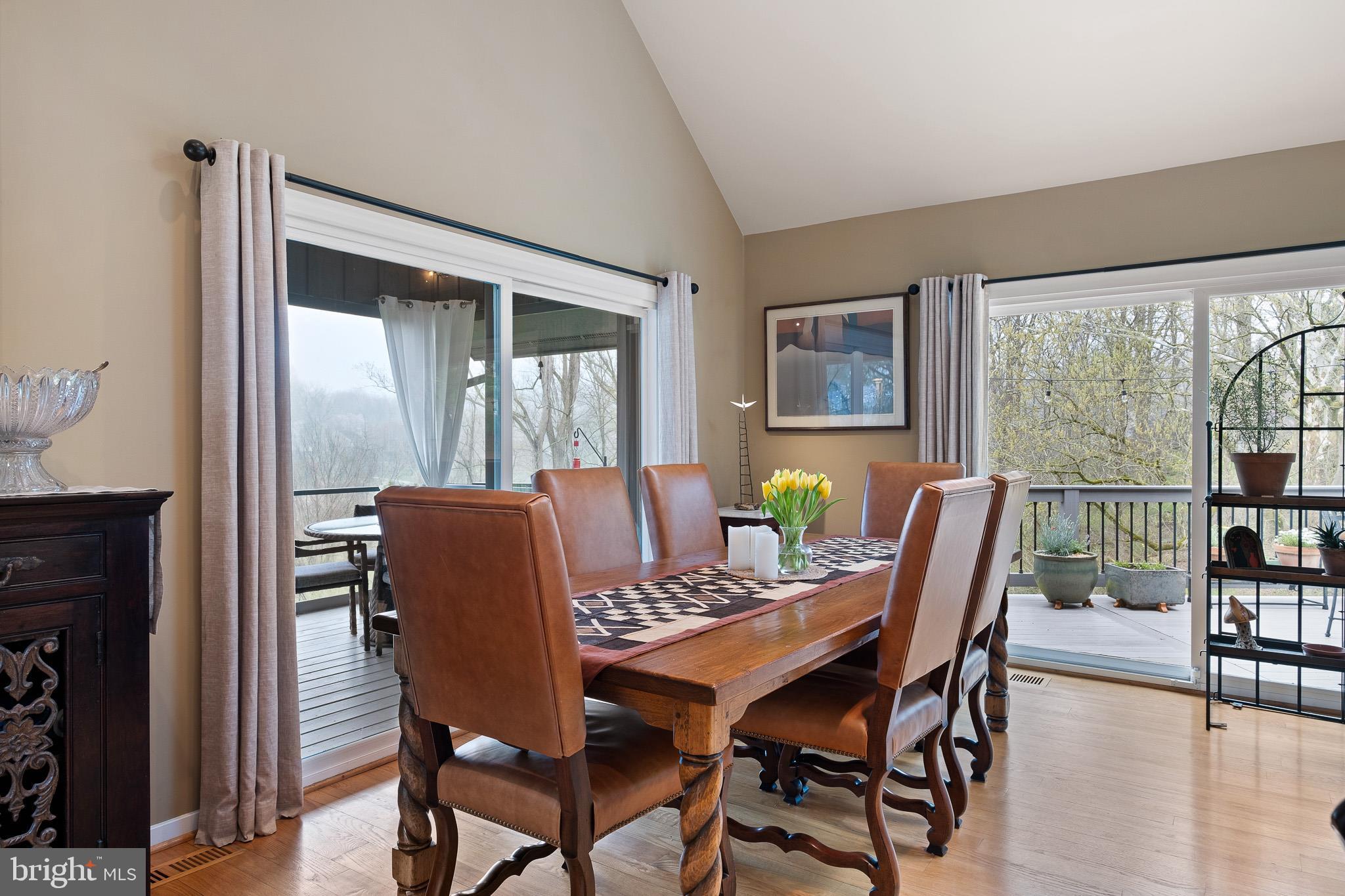 SOUTHRIDGE - Residential