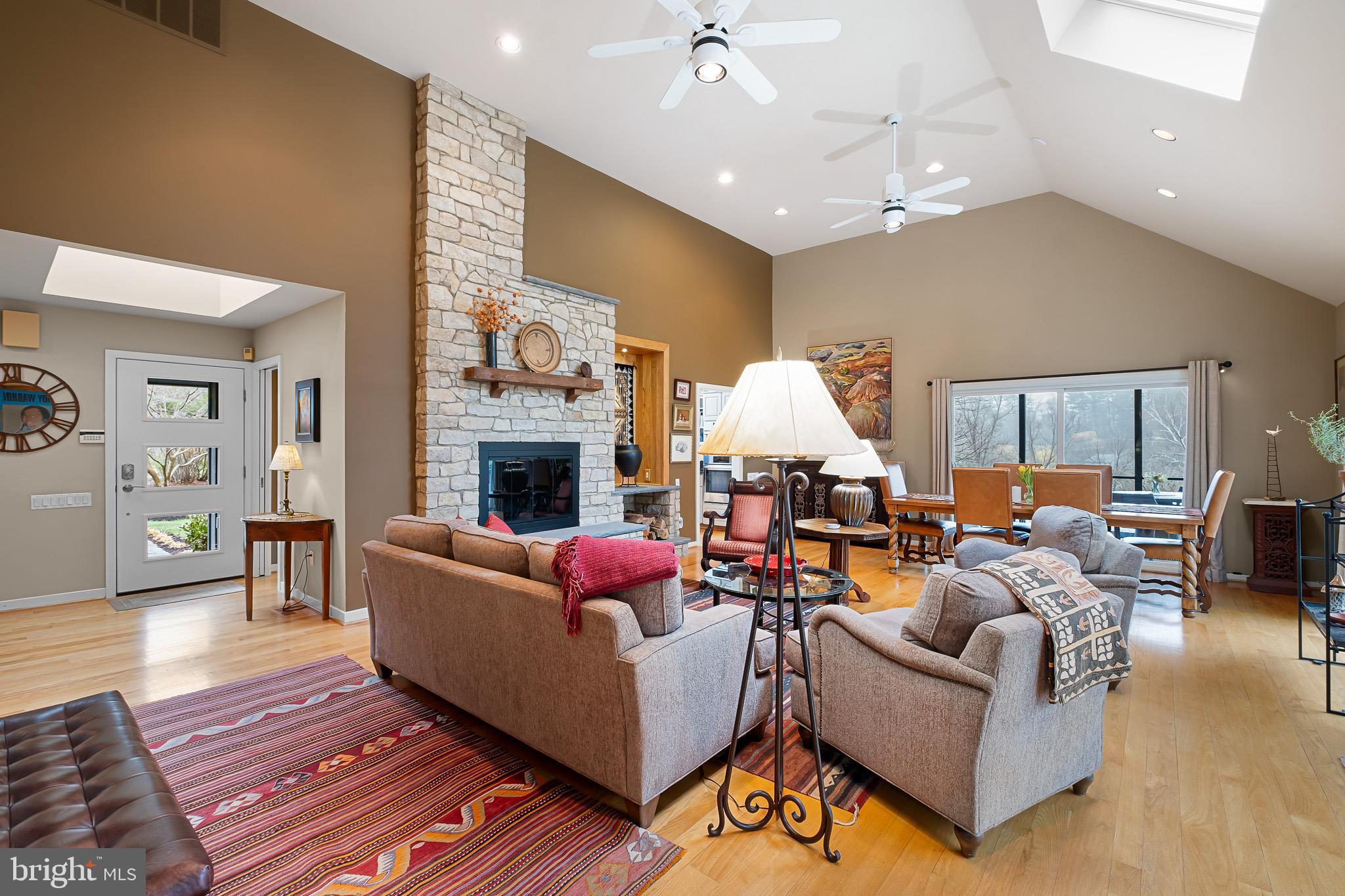 SOUTHRIDGE - Residential