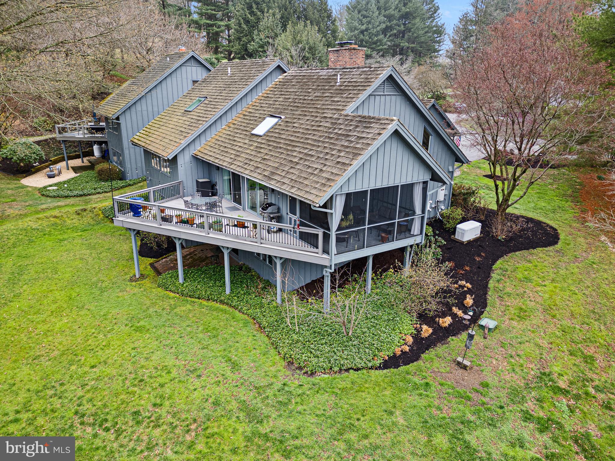 SOUTHRIDGE - Residential