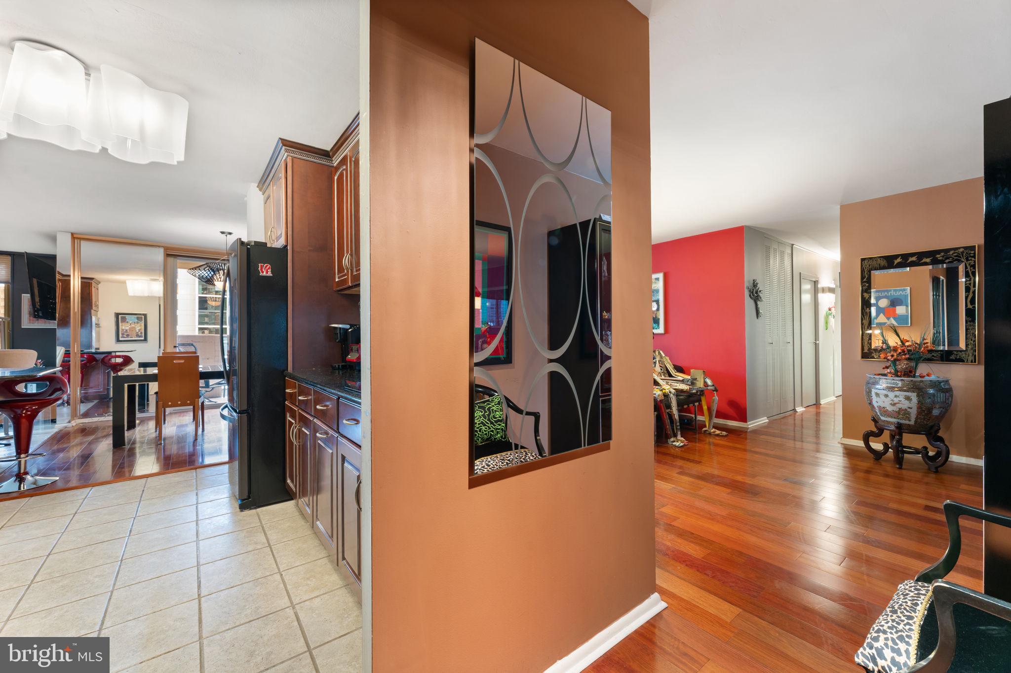 1901 JOHN F KENNEDY BOULEVARD 2217-18