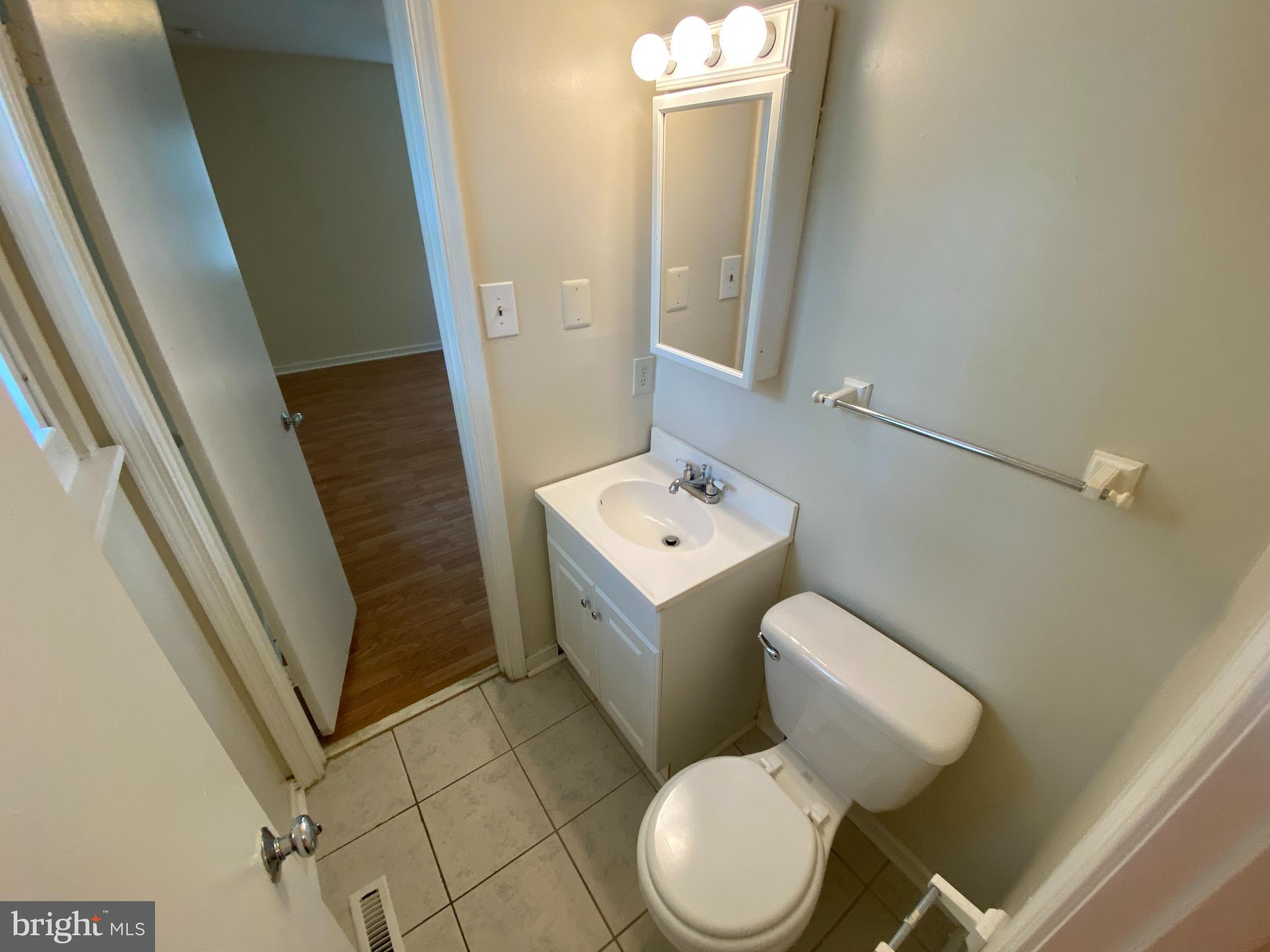 CAMPBELL CREEK VILLAGE - Residential Lease