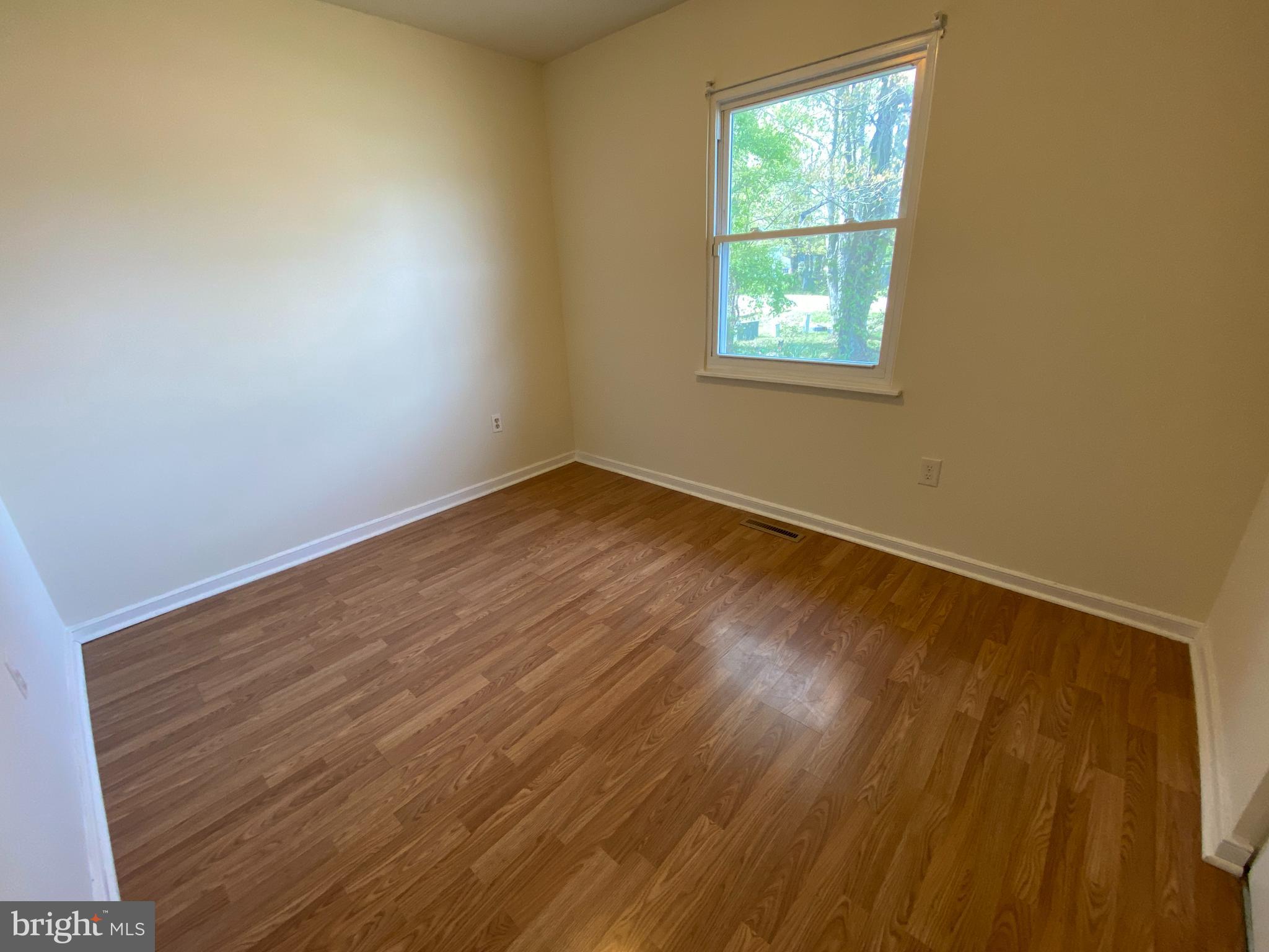 CAMPBELL CREEK VILLAGE - Residential Lease