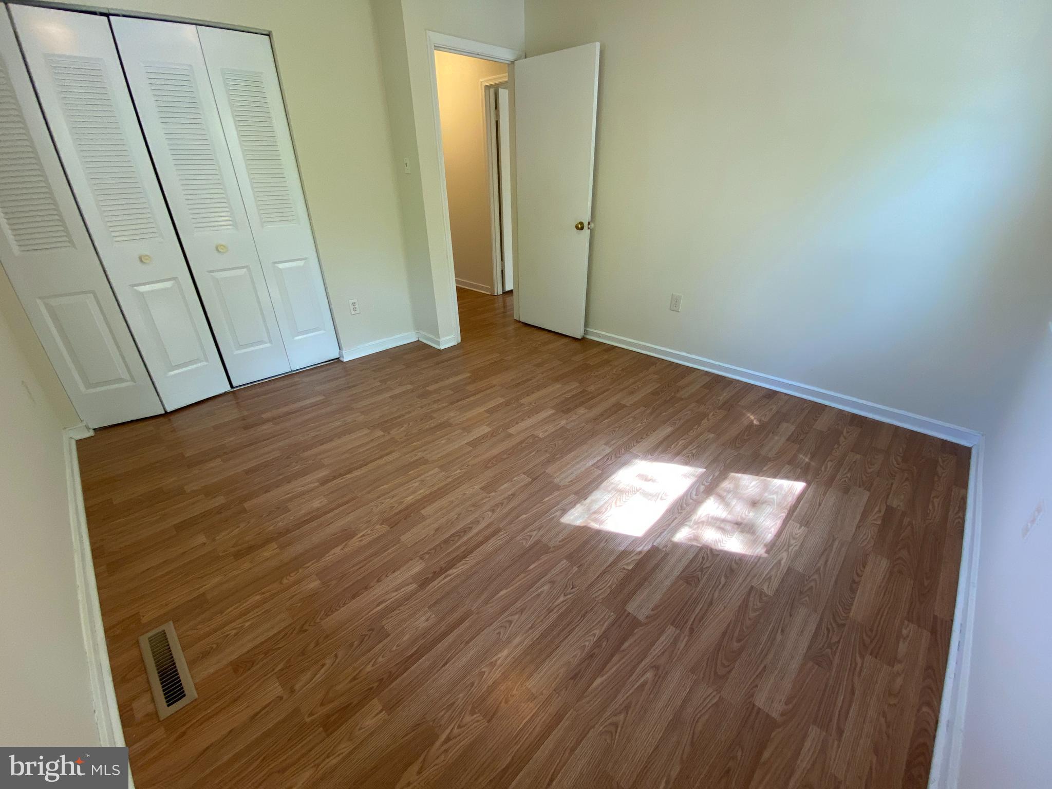 CAMPBELL CREEK VILLAGE - Residential Lease