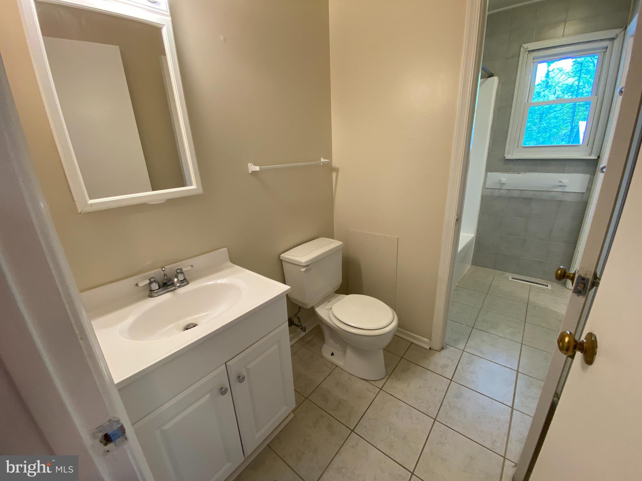 CAMPBELL CREEK VILLAGE - Residential Lease