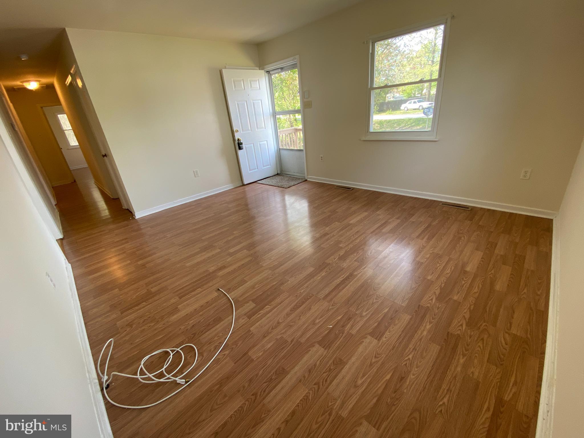 CAMPBELL CREEK VILLAGE - Residential Lease