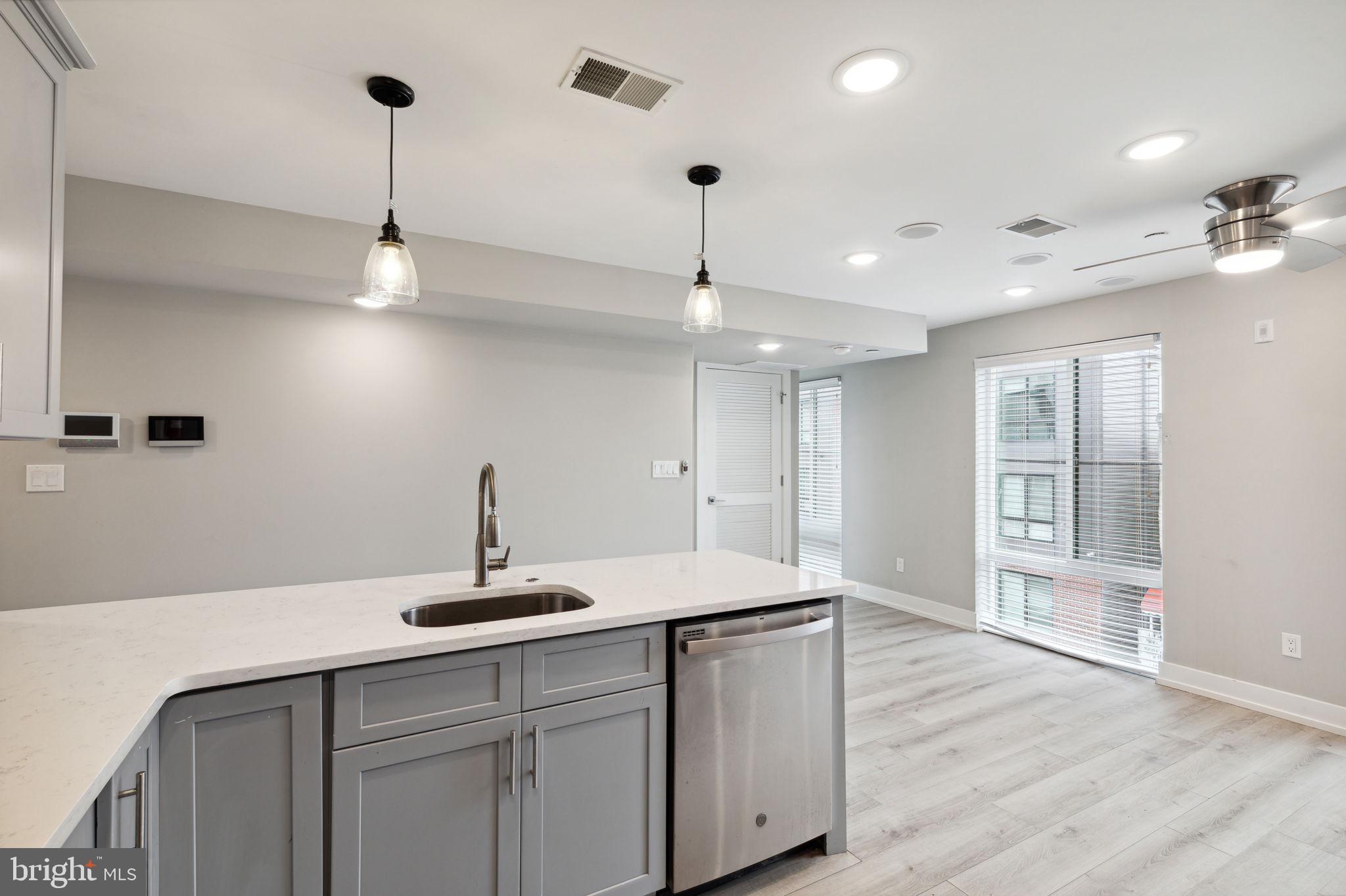 2408 N MASCHER STREET 2