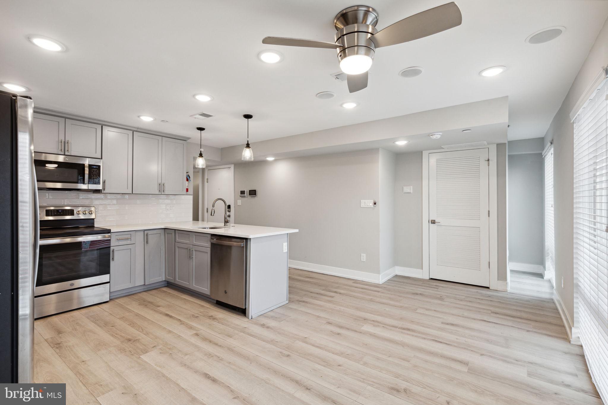 2408 N MASCHER STREET 2