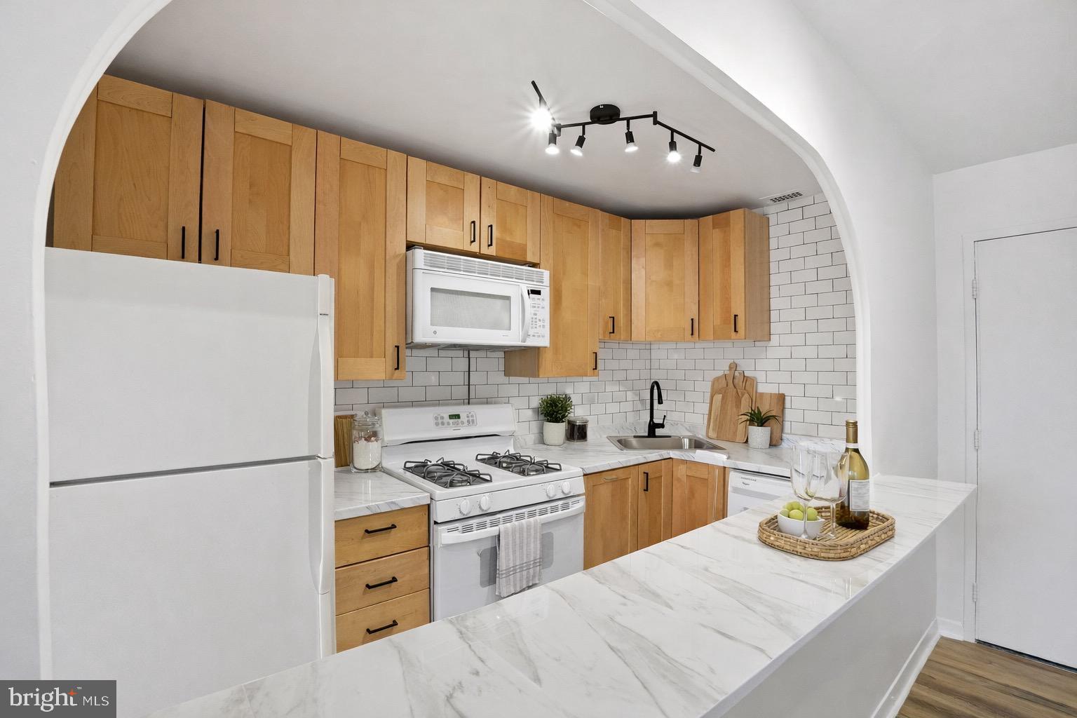 2829 CONNECTICUT AVENUE NW 411