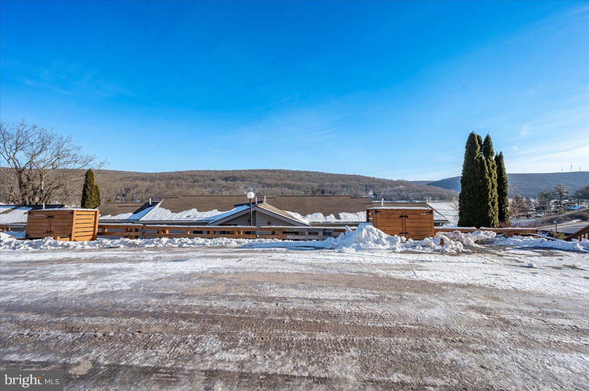 TRADERS LANDING - Residential