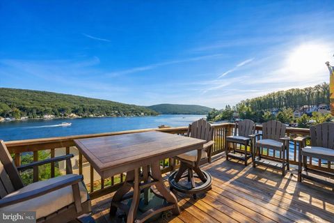 Condo For Sale - 232 Jeffrey Lane #33<br/> OAKLAND, MD 21550