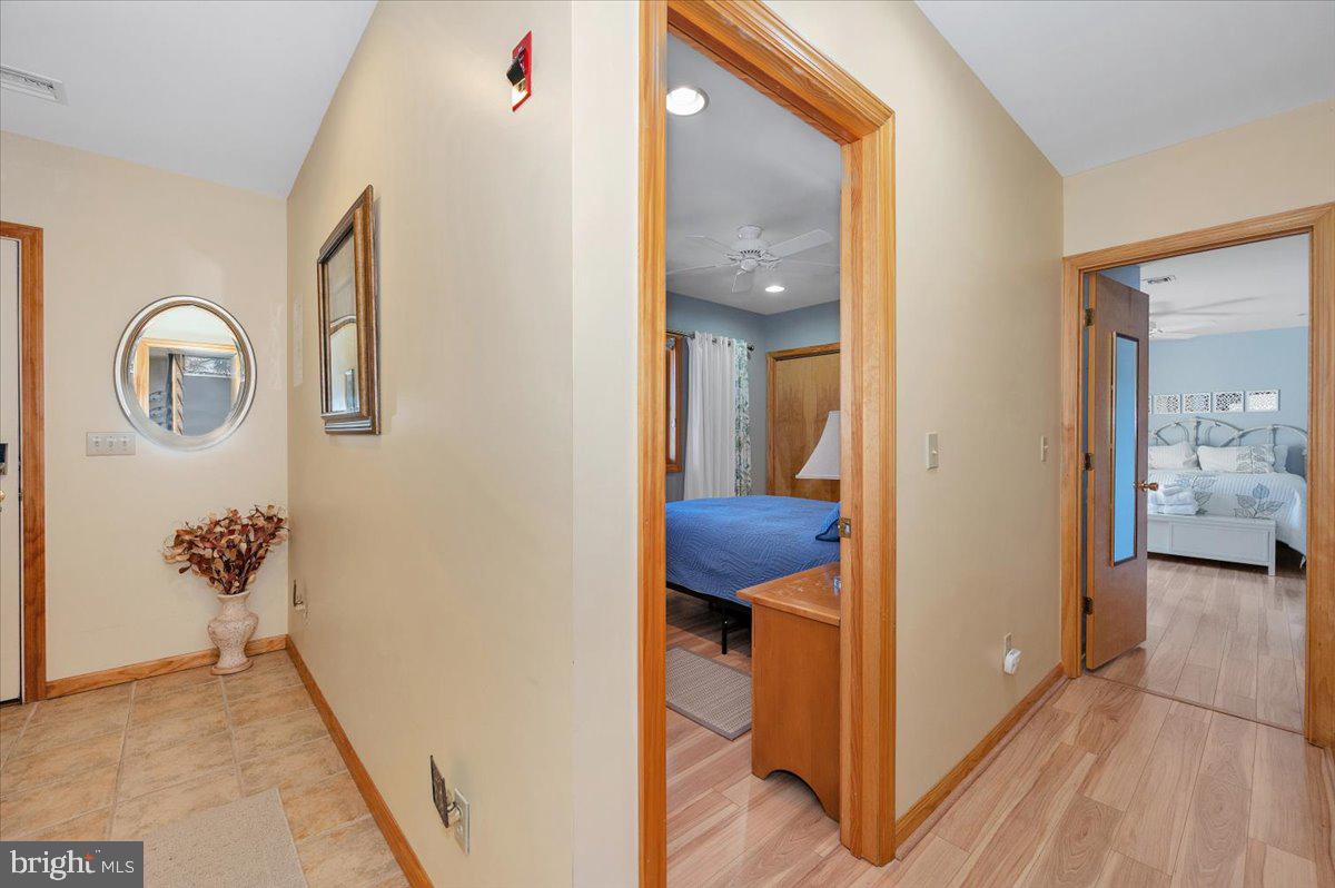 TRADERS LANDING - Residential