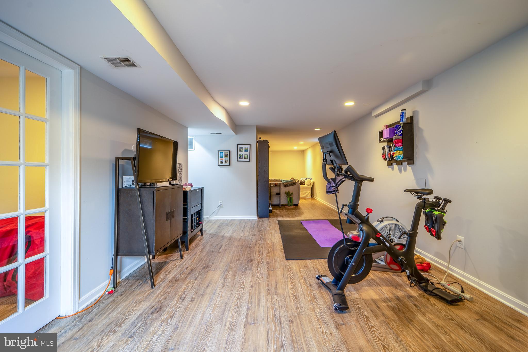 EVERGREEN MEADOWS - Residential Lease