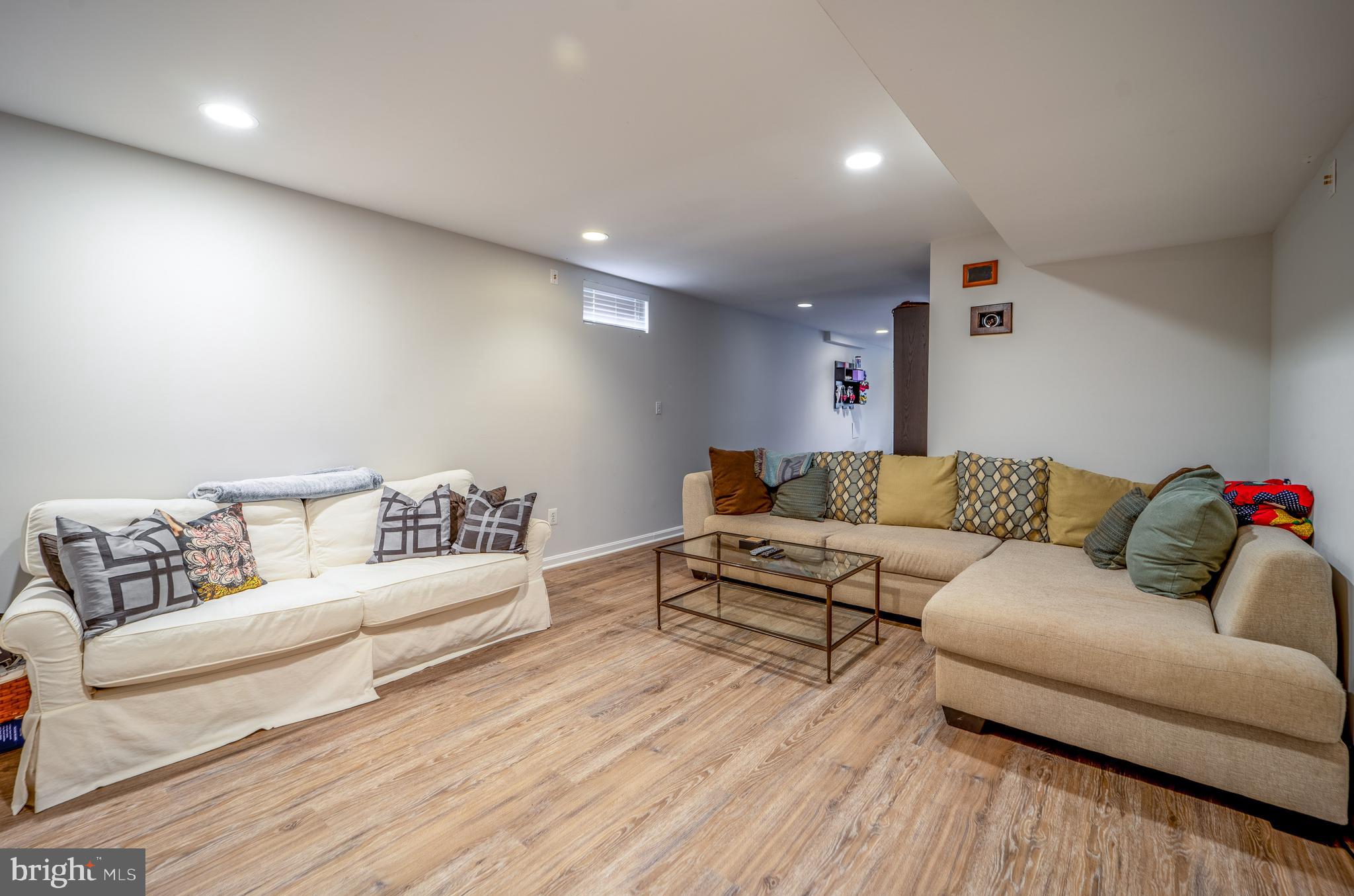 EVERGREEN MEADOWS - Residential Lease