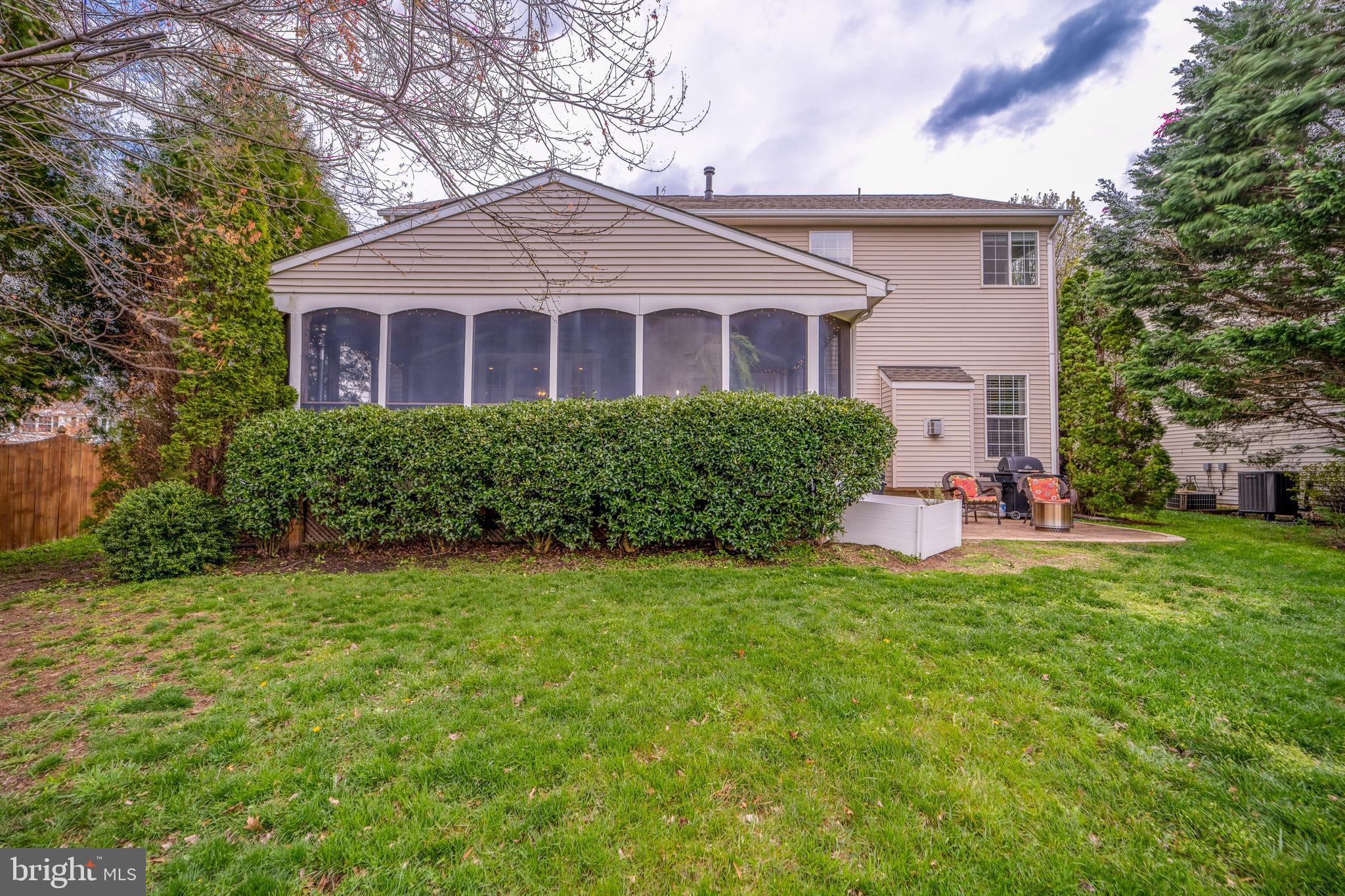 EVERGREEN MEADOWS - Residential Lease