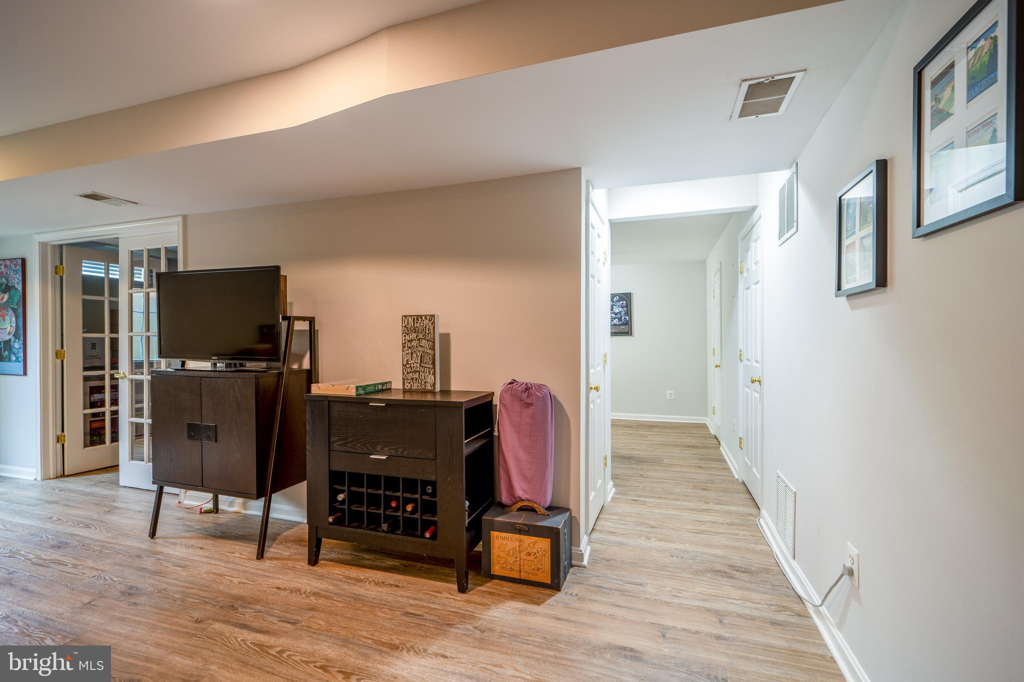 EVERGREEN MEADOWS - Residential Lease