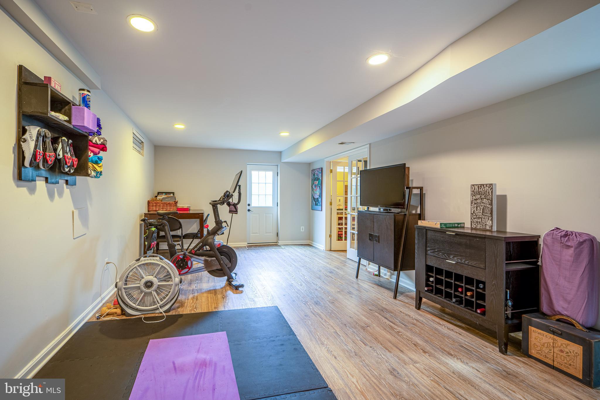 EVERGREEN MEADOWS - Residential Lease