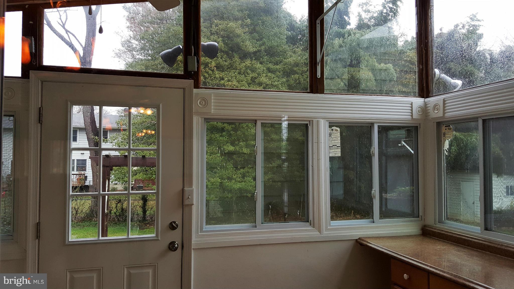 DUNN LORING WOODS - Residential Lease