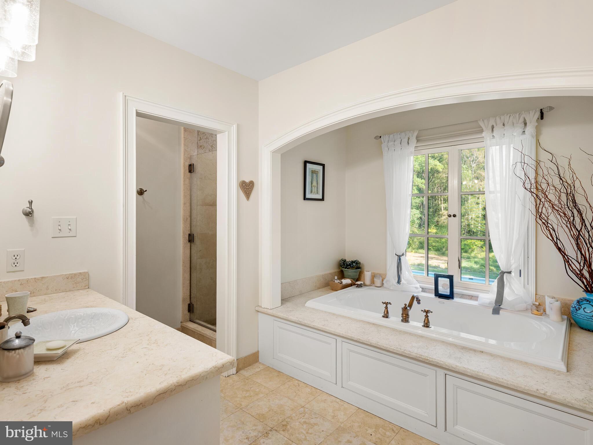 PINE CREEK - Residential