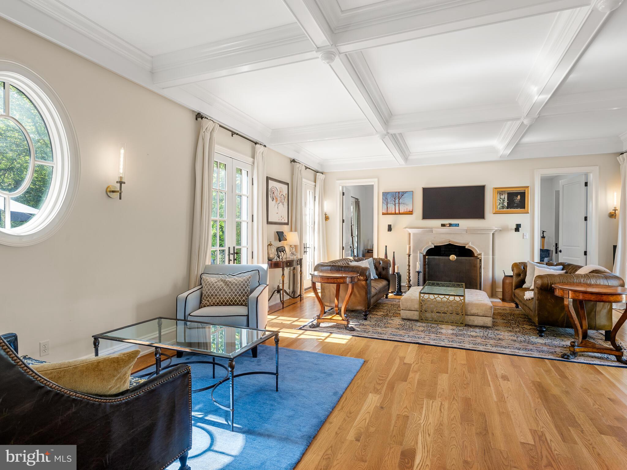 PINE CREEK - Residential