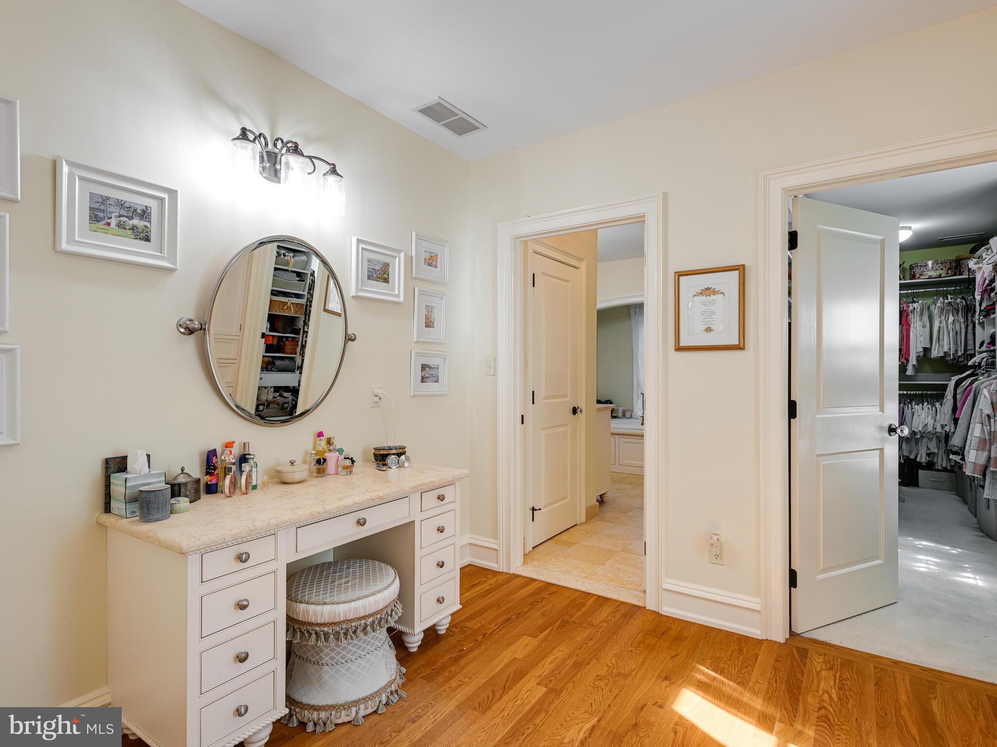 PINE CREEK - Residential