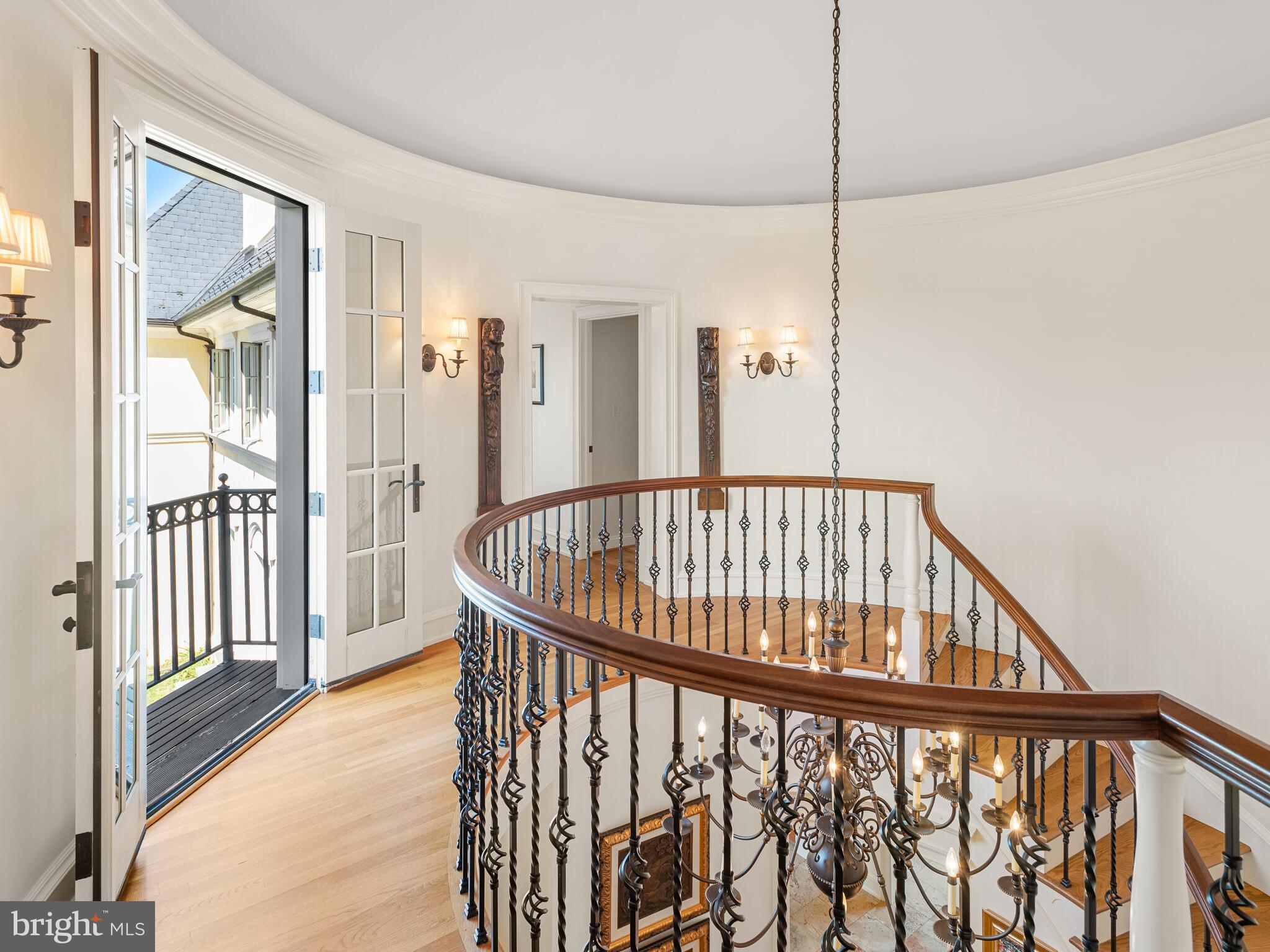 PINE CREEK - Residential