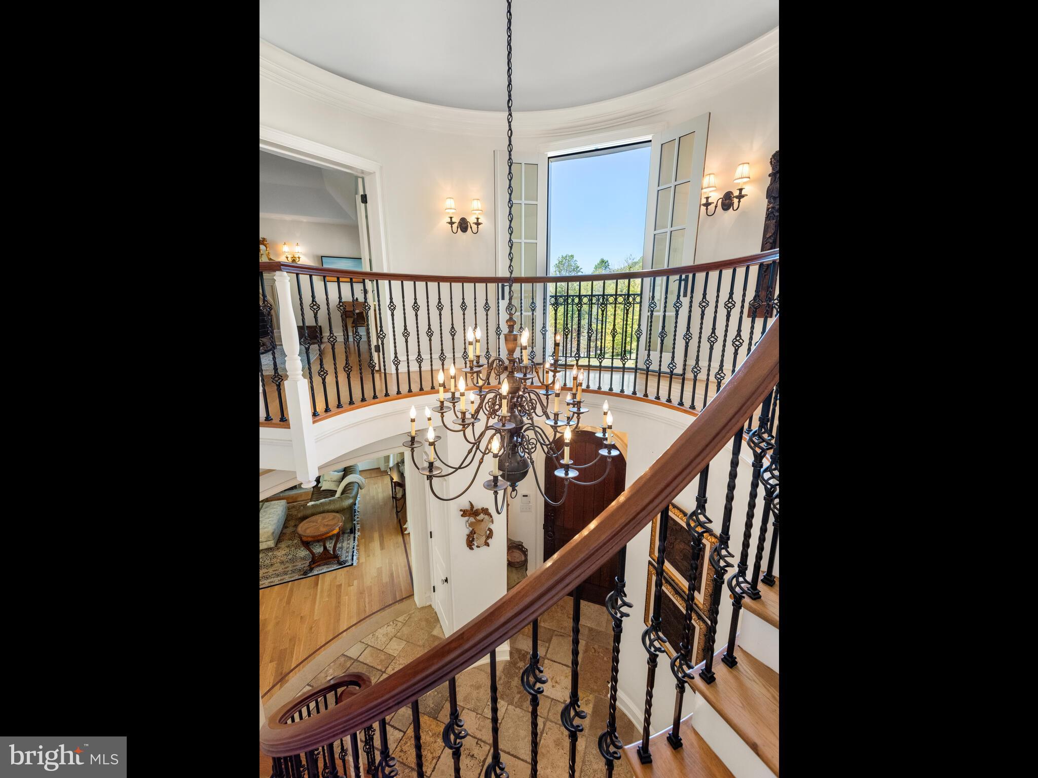 PINE CREEK - Residential