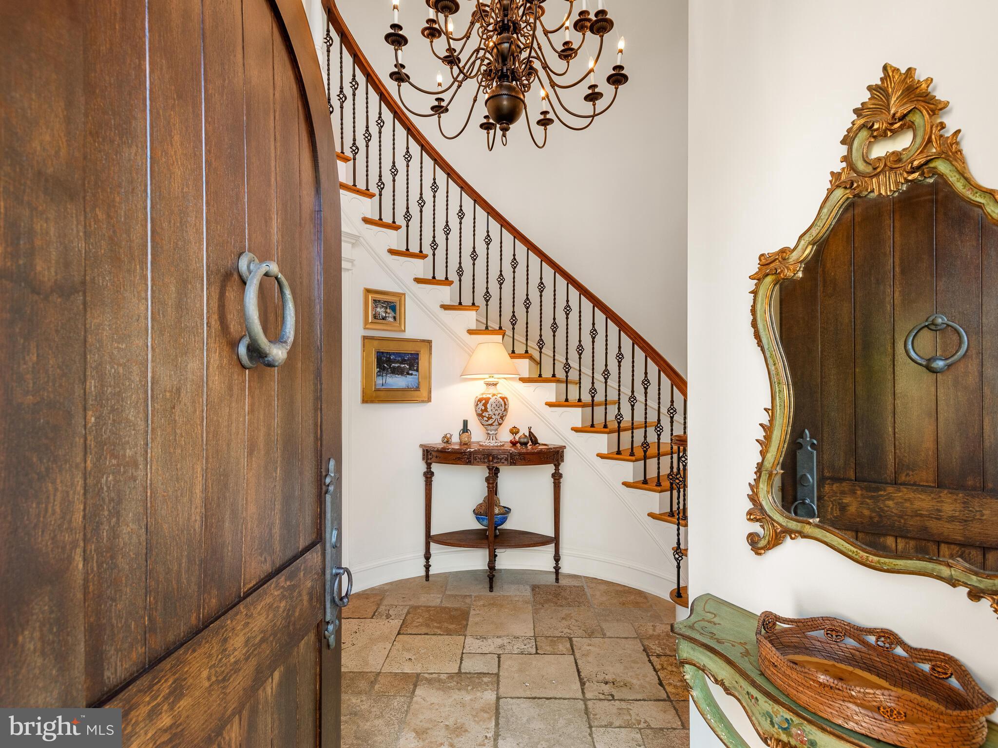 PINE CREEK - Residential