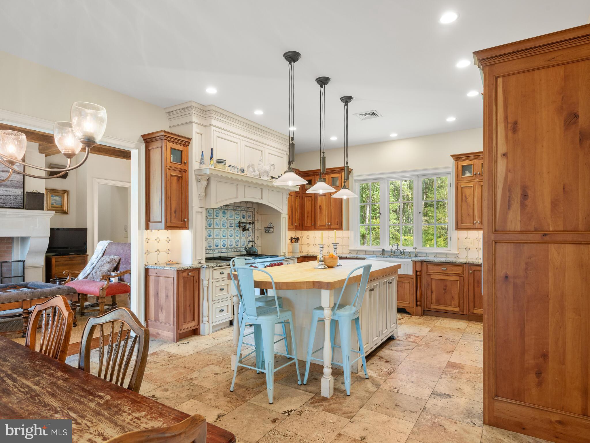 PINE CREEK - Residential