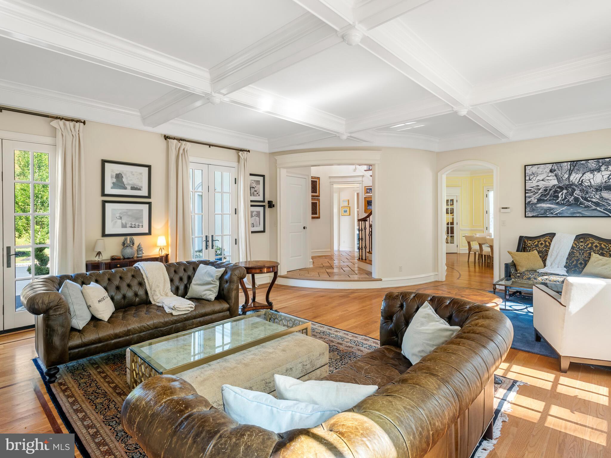 PINE CREEK - Residential