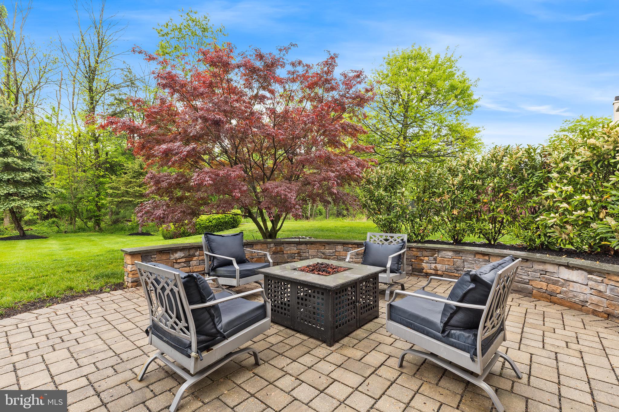 BRIDLE ESTATES - Residential