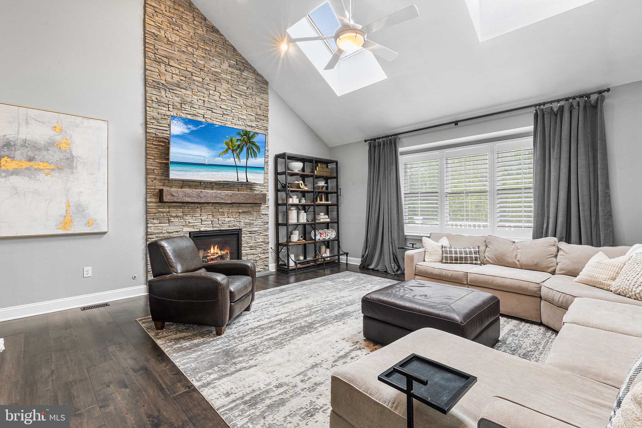 BRIDLE ESTATES - Residential