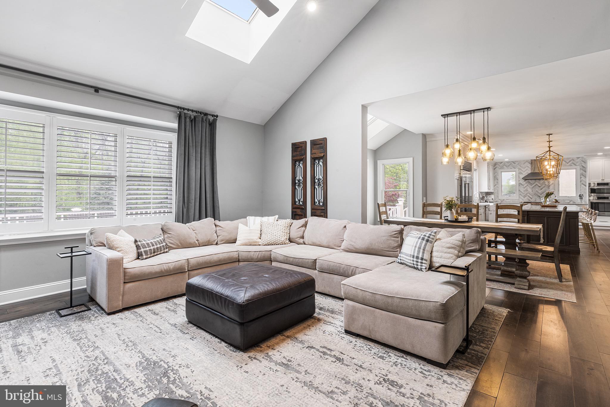 BRIDLE ESTATES - Residential