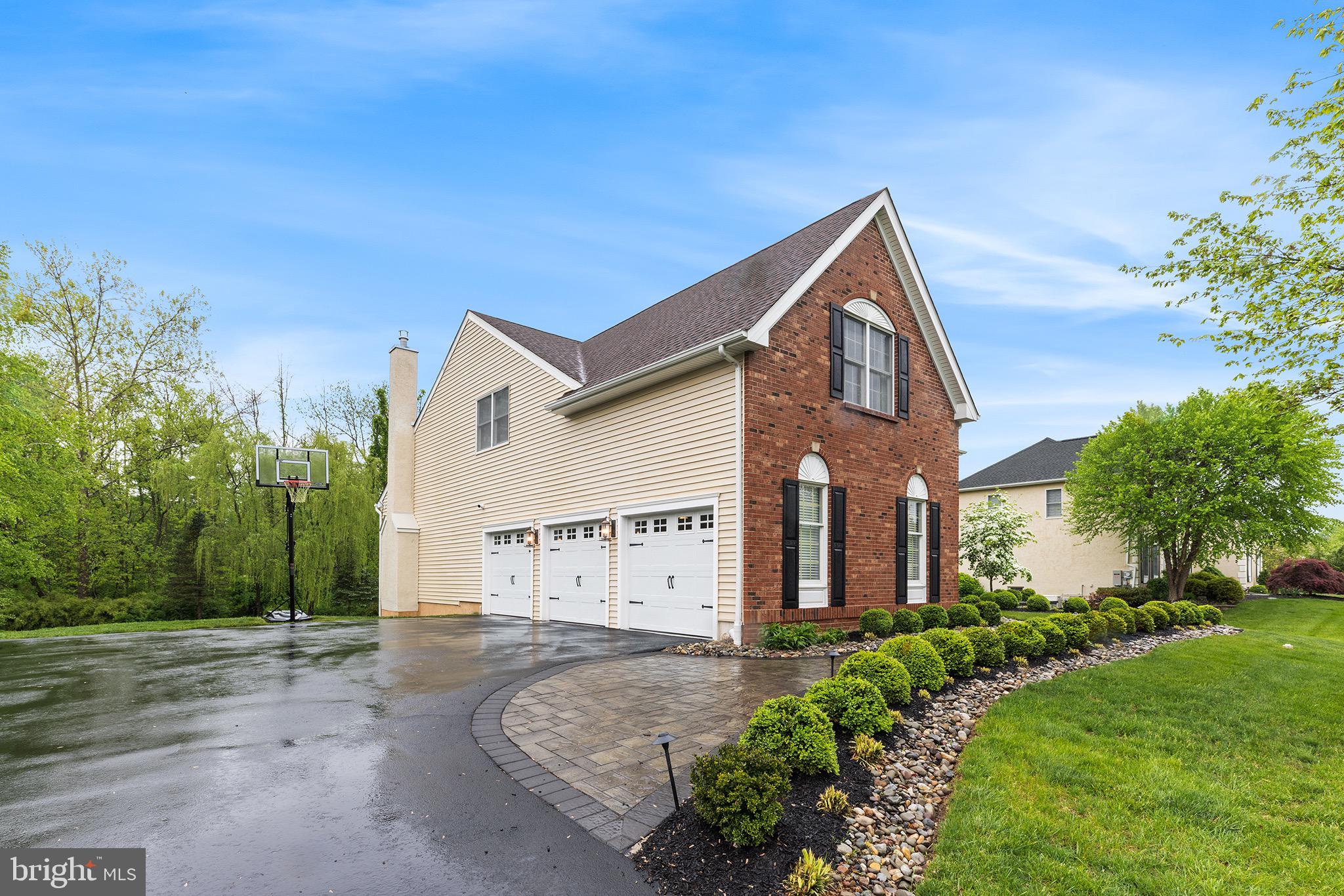 BRIDLE ESTATES - Residential