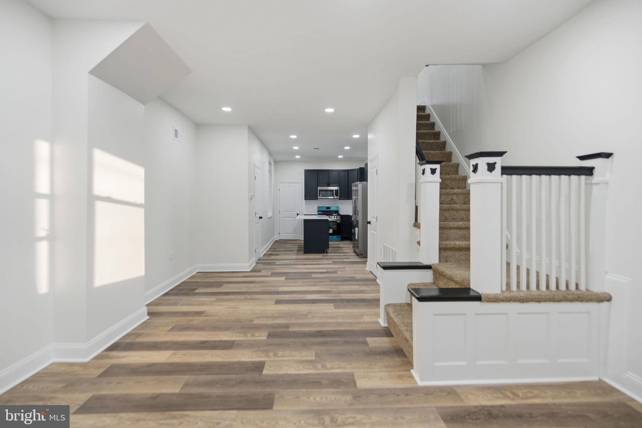 6313 N GARNET STREET