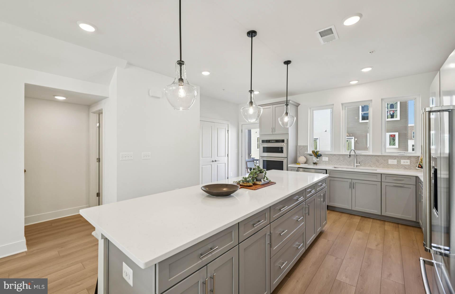 CABIN BRANCH - Residential