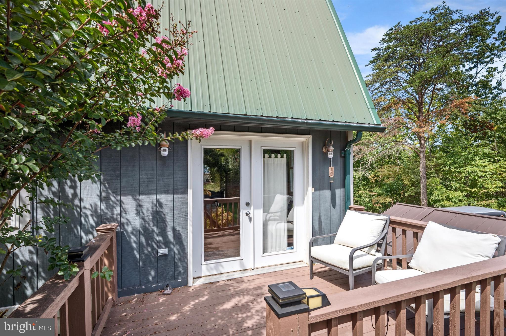 JOHN BROWN FARM - Residential