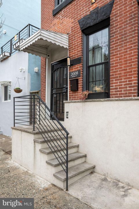 2008 MORRIS STREET PHILADELPHIA PA 19145