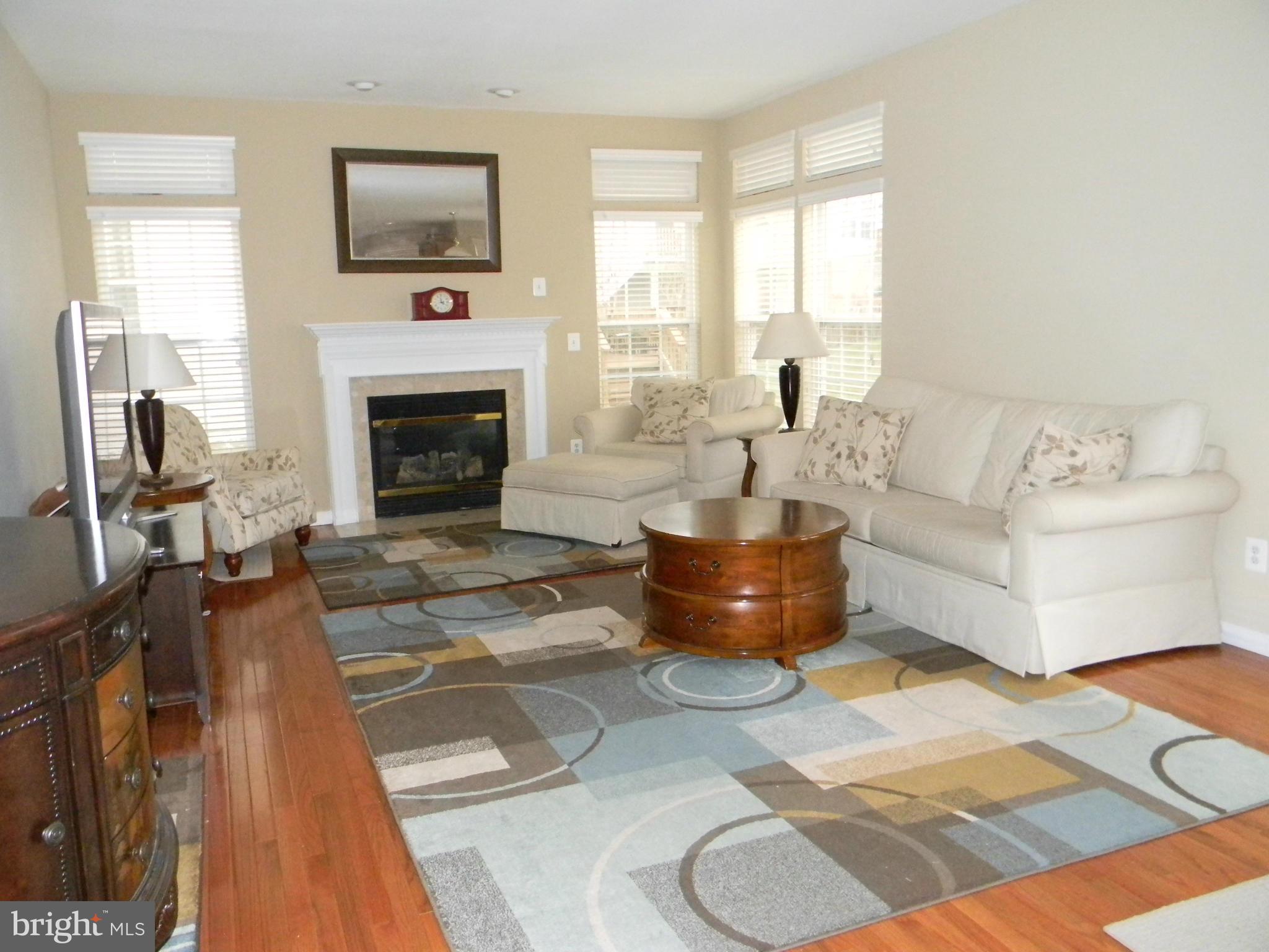 COTON COMMONS - Residential