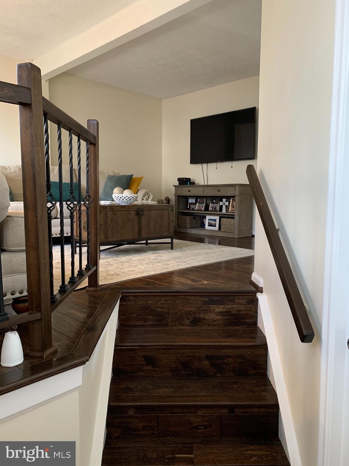 VAN DORN VILLAGE - Residential