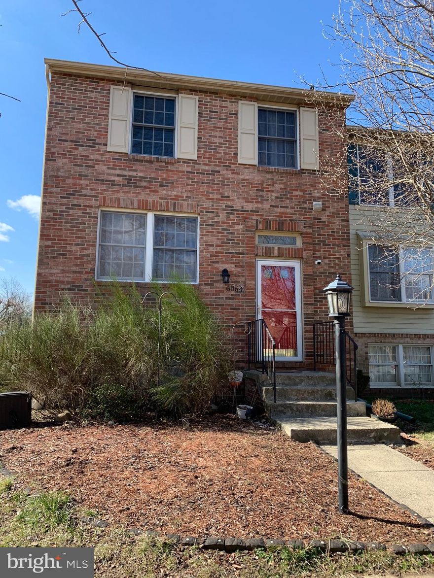 Beautifully maintained brick front, end unit located in desirable Alexandria! Enjoy entertaining in the main level with beautiful hardwood floors and fresh paint, adjoining upgraded kitchen with granite countertops and SS appliances. Featuring a large deck with a fully fenced backyard overlooking a well maintained playground. Walk-out basement with wood burning fireplace in family room. Enjoy the convenience of living minutes away from I495, 395, and also minutes to Van Dorn Metro and Franconia-Springfield Metro. Plenty of shopping and restaurants nearby in Kingstowne and Springfield Town Center. Come tour this beautiful home today!  OFFER deadline Saturday 13th @5pm. All questions, please call or text LA @ 571-510-5104.   Please park in space #154 or unreserved spaces.