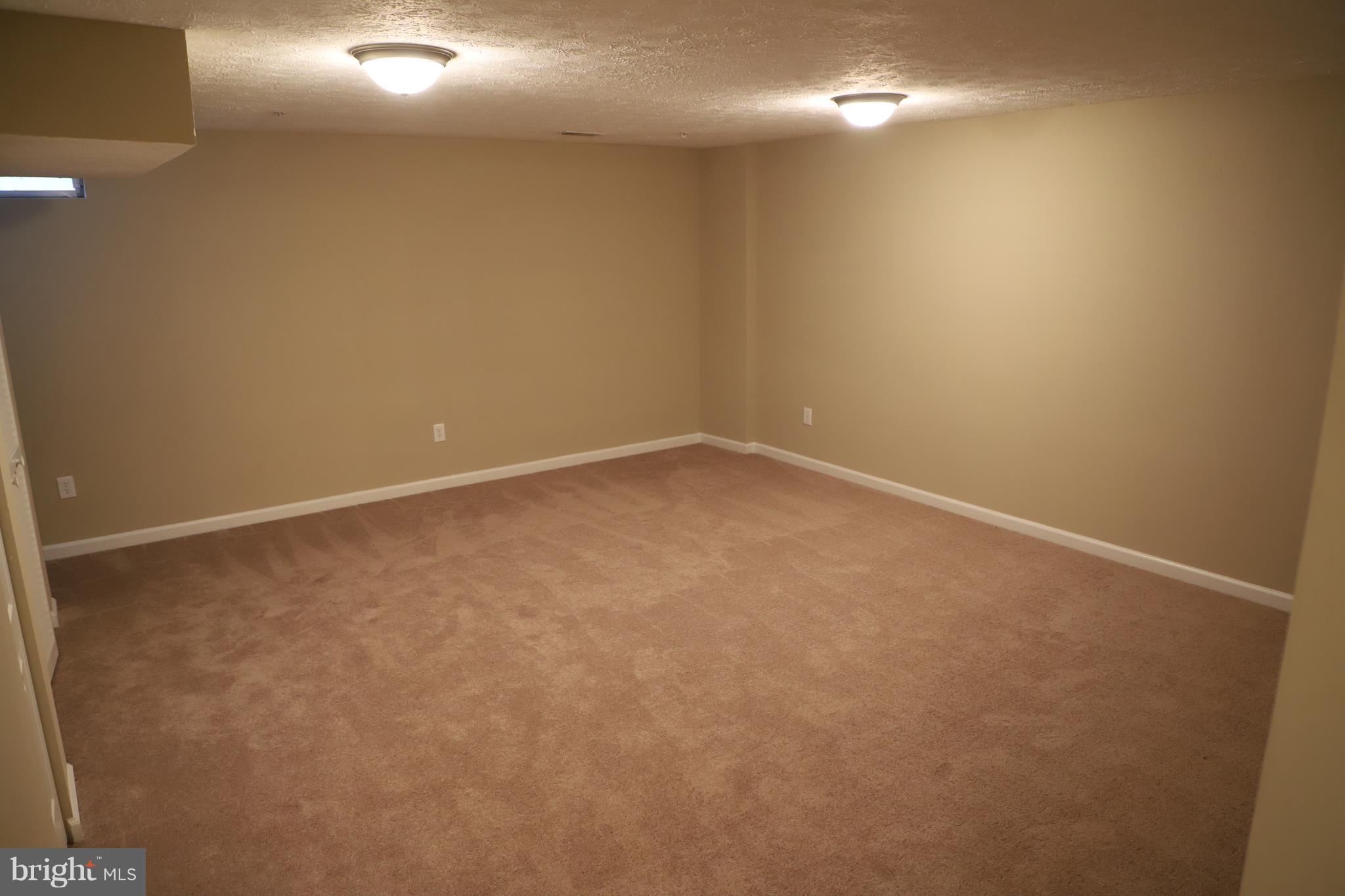 SOUTH HAMPTON SUB - Residential