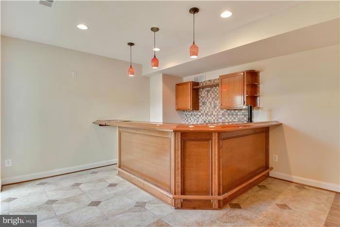 STH MARKET/VLGS OF PIEDM - Residential