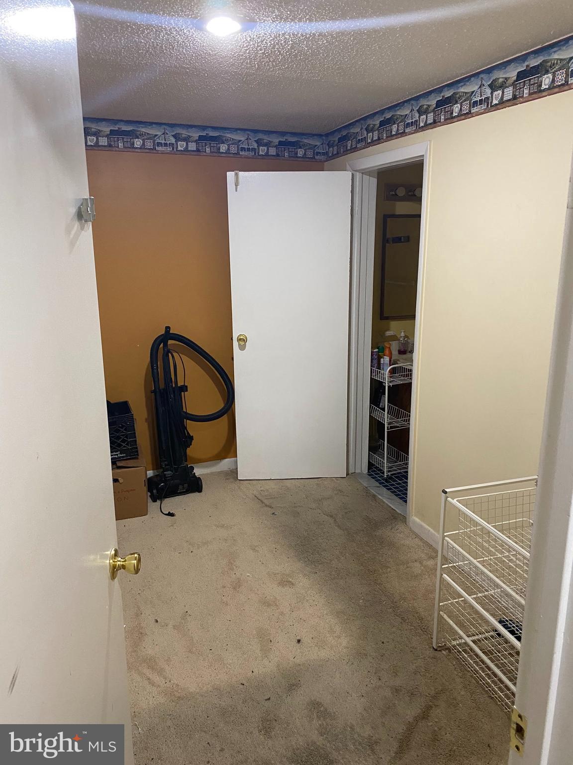 ASHFORD - Residential