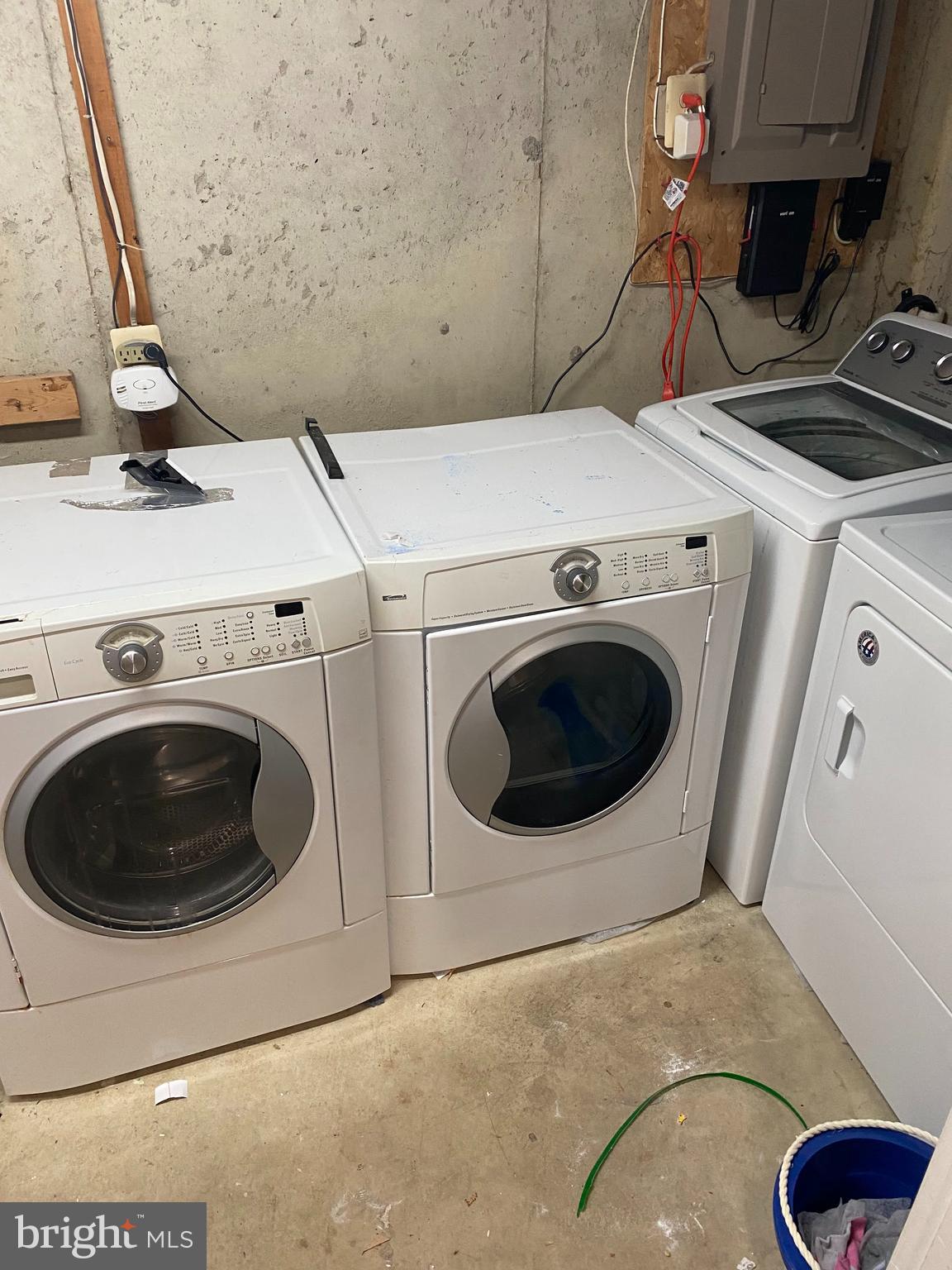 ASHFORD - Residential