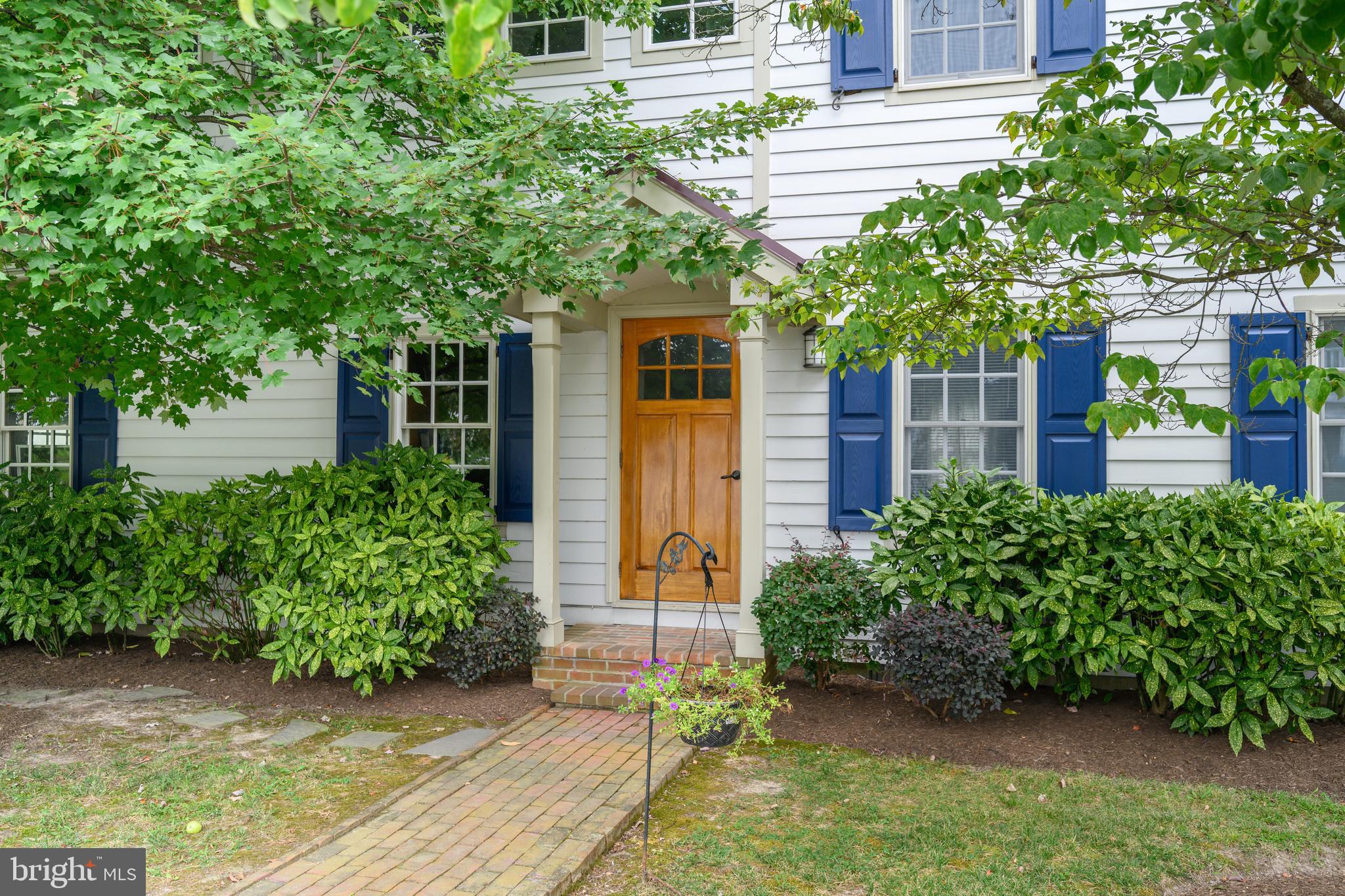 OXFORD - Commercial Sale