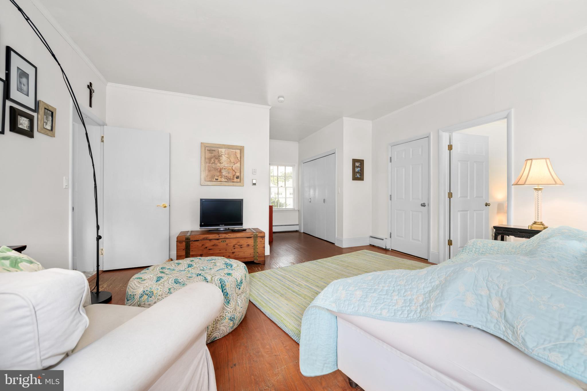 OXFORD - Commercial Sale