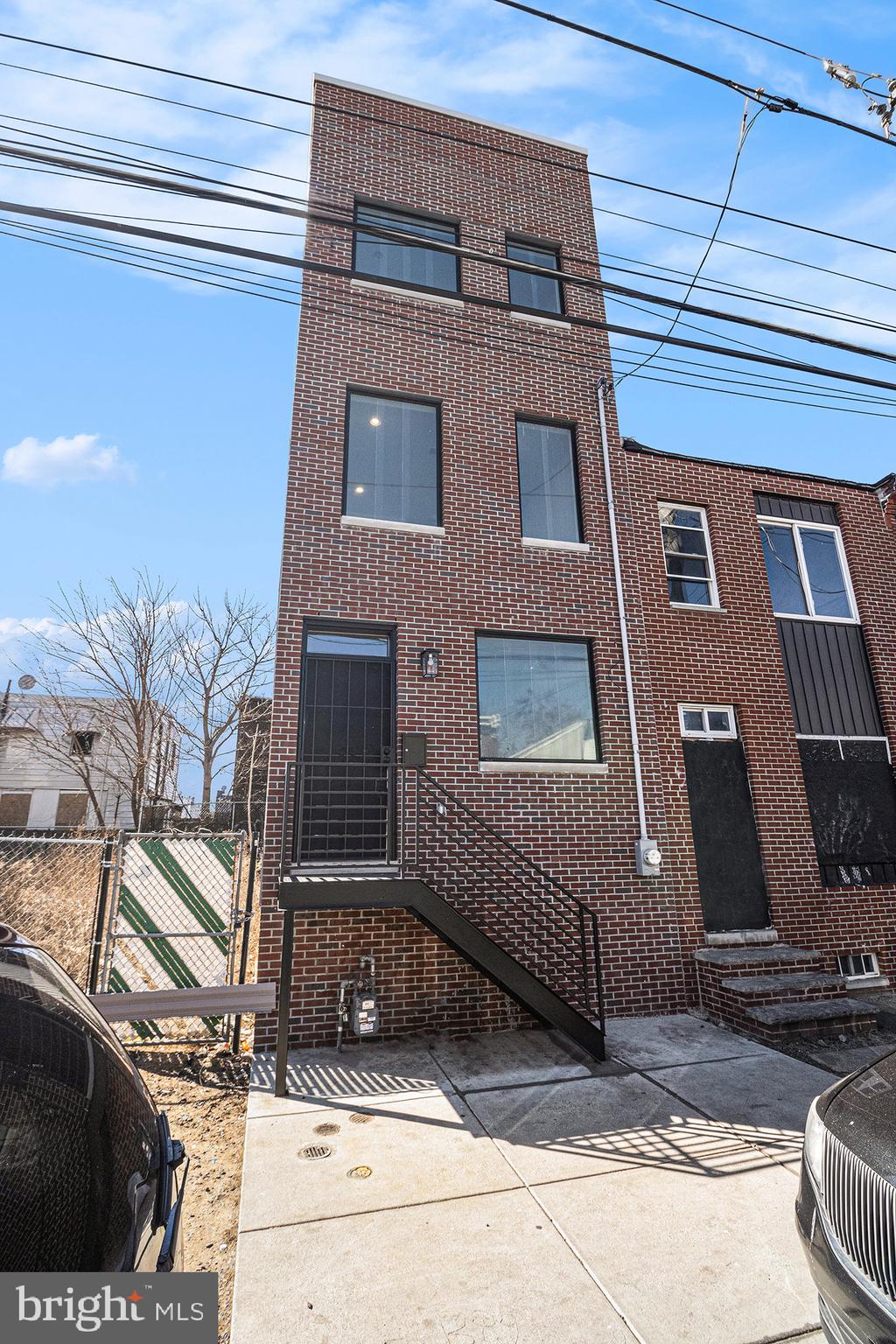 This stunning new home sits in an area on the rise, surrounded by fresh construction and investment, including a brand new over 500 unit apartment community . While the neighbor is still evolving, it's quickly becoming a sought-after place to call home. This gorgeous new home is a part of a renewed energy shaping the future of this area. Come take a look at what is possible for you and your family.
Introducing a brand-new, beautifully designed 3-bedroom, 3-bathroom home offering modern living at its finest. This stunning new constructed property features a spacious master suite on the entire third floor, complete with a luxurious master bathroom, providing the perfect private retreat. The open-concept layout offers a seamless flow, with stylish finishes and ample natural light throughout. A full basement adds extra space for storage or potential customization to fit your needs. Step outside onto the rooftop deck, where you can relax and take in the view and enjoy sunny days. Convenient on-street parking. This home is conveniently located near public transportation and major highways, making commuting effortless. Don’t miss this opportunity to own a brand-new. Schedule your showing today!